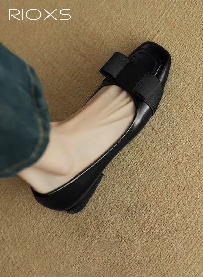 ريوكس حذاء ماري جين كلاسيكي مسطح للنساء، حذاء مسطح أنيق بمقدمة مربعة وكعب سميك ومزين بفيونكة فرنسية، تصميم مريح بكعب منخفض للسيدات، لون موحد متعدد الاستخدامات ومناسب للارتداء اليومي للمشي والعمل والمواعدة، أسود - Image 2